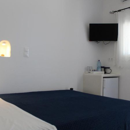 Meltemi Rooms And Studios Anafi Exterior foto